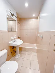 Rented by Urban Real Estate Inc