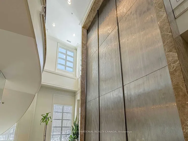 10 Bloorview Pl #920 — Photo 5