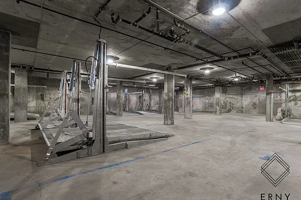 Rented by ERNY LLC | media 54