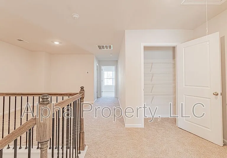 540 Yellow Fox Rd — Photo 15