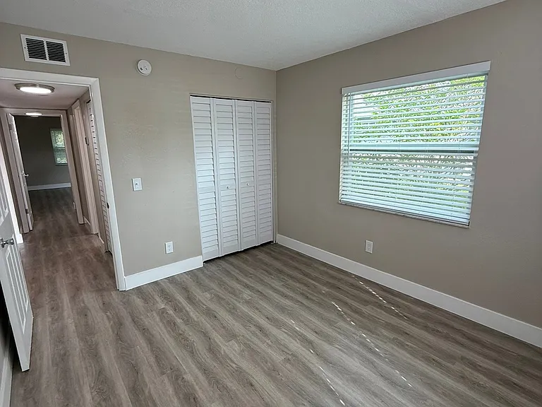 3315 Barnsdale Dr #B-6 — Photo 10
