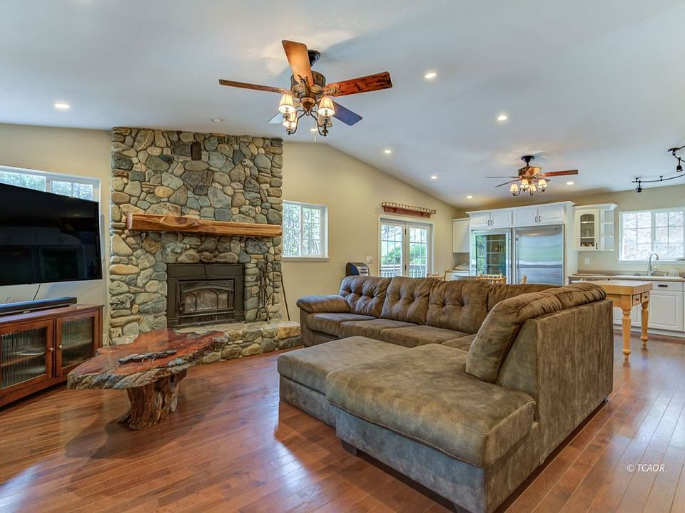 880 Elderberry, Weaverville, CA 96093 Zillow