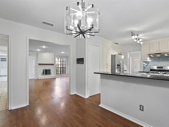 4th image of 9110 Summer Glen Ln