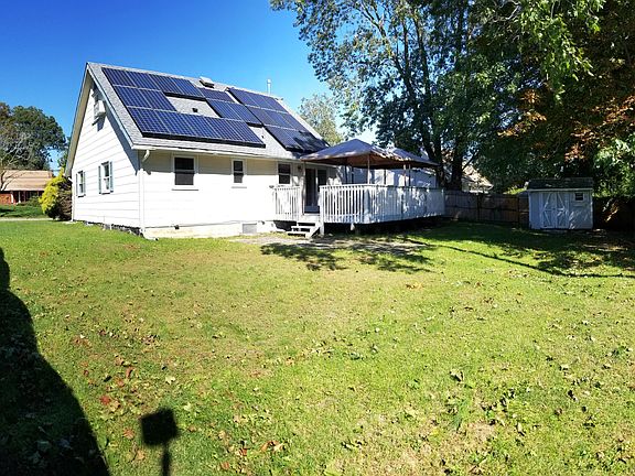 3rd image of 727 Northstream Dr