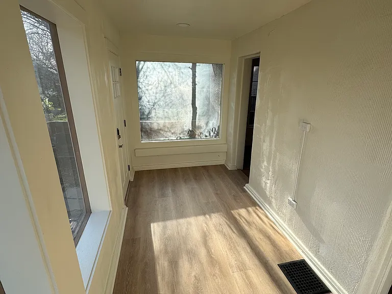 4815 E 19th Ave — Photo 10