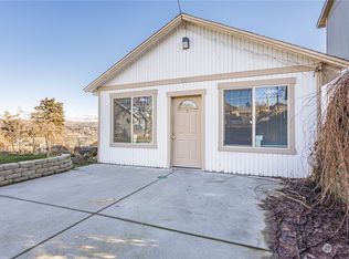 927 Cashmere St, Wenatchee, WA 98801