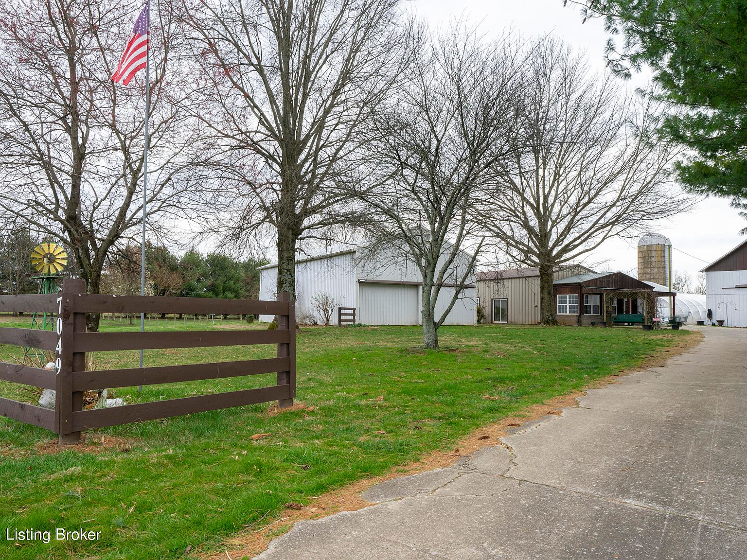 7049 Benson Pike, Shelbyville, KY 40065 Zillow
