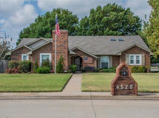 4520 Skytrail Ct, Yukon, OK 73099