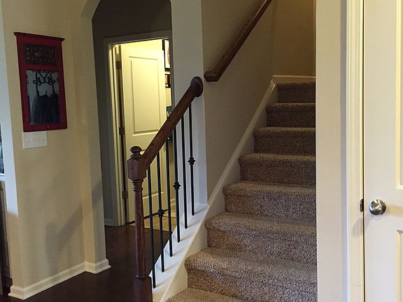 2nd image of 303 Vallejo Ct