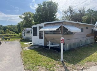 5100 Little Lake Ct #10, Zephyrhills, FL 33542