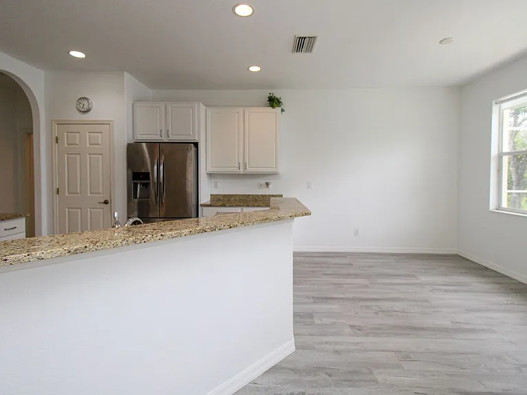 3927 Aurora Ct — Photo 8