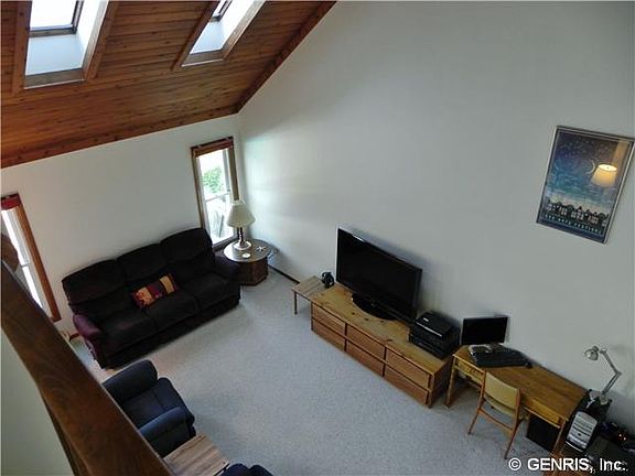 5th image of 26 Canterbury Trl