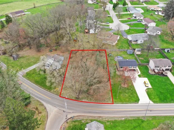 3798 S Raccoon Rd, Canfield, OH 44406