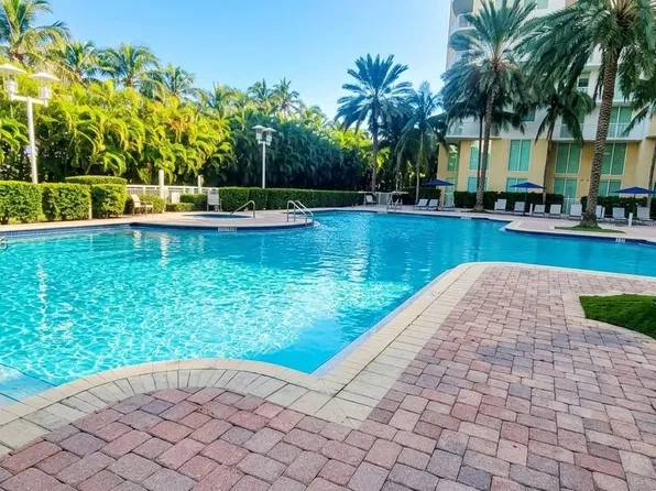 1745 E Hallandale Beach Blvd Unit 2308W, Hallandale, FL 33009