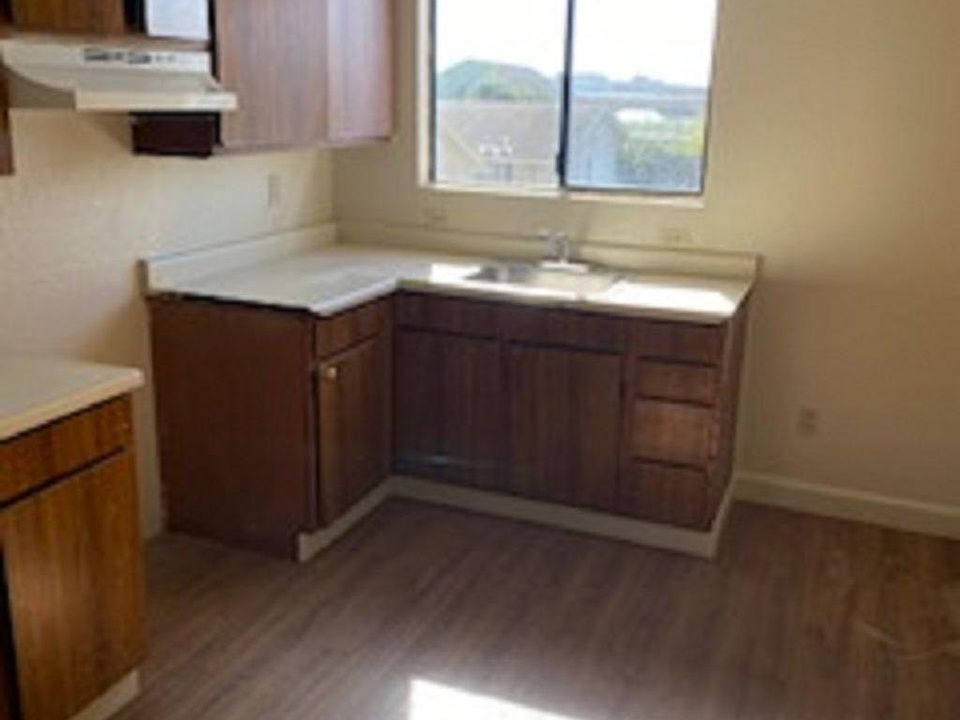 1st image of 18 Brooklyn St APT D