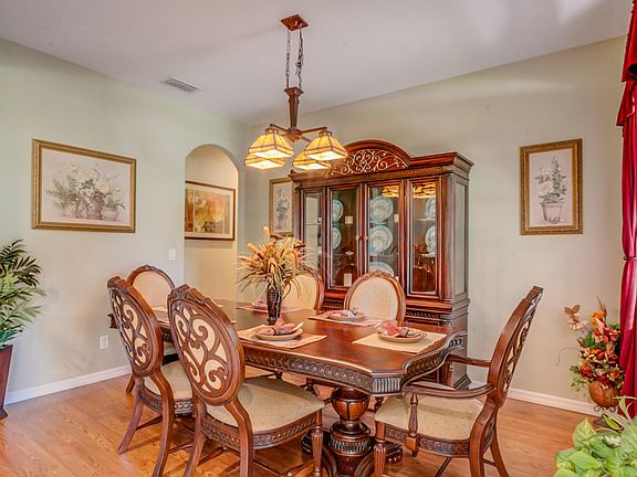 2nd image of 34133 Fortunado St