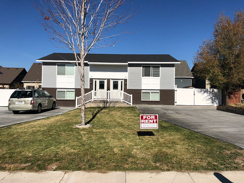 2nd image of 193 E Julie Anna Dr