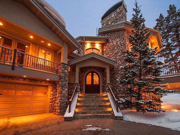 3rd image of 7970 Bald Eagle Drive