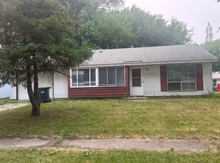 3306 Ridgewood Dr, Champaign, IL 61821