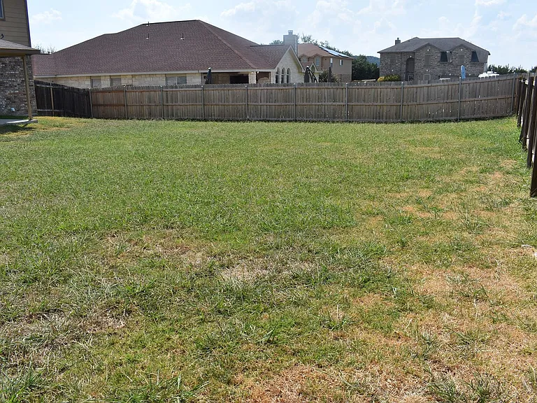 509 Lakota Ln — Photo 42