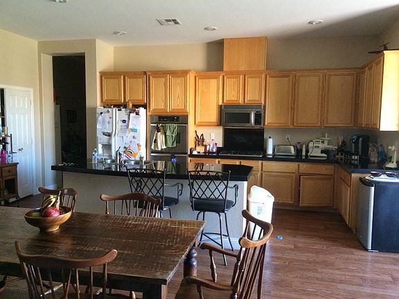 Kitchen/DR