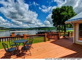 200 Screech Owl Cir, Camdenton, MO 65020