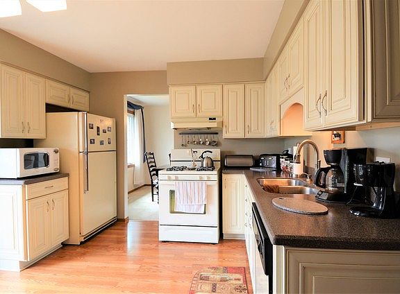 5th image of 5245 W 136th Pl