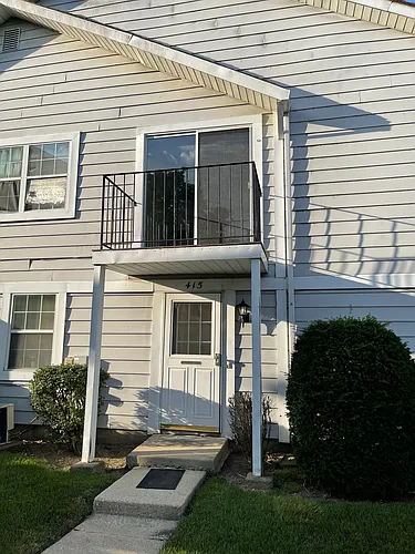415 N Lake Shore Dr Photo 1