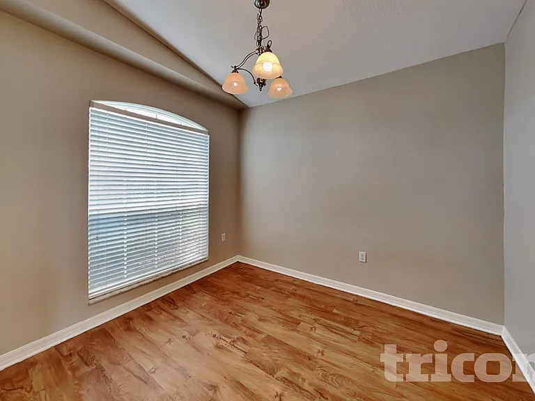 3382 Winchester Estates Cir — Photo 4