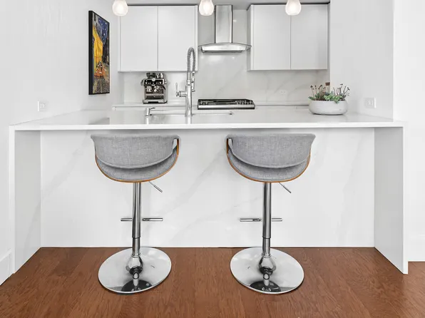 77 Bleecker Street 1212 image 3 of 8