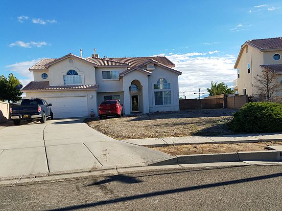 2nd image of 8001 Camino Paisano NW