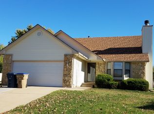 4242 N Eagle Lake Ct, Wichita, KS 67220