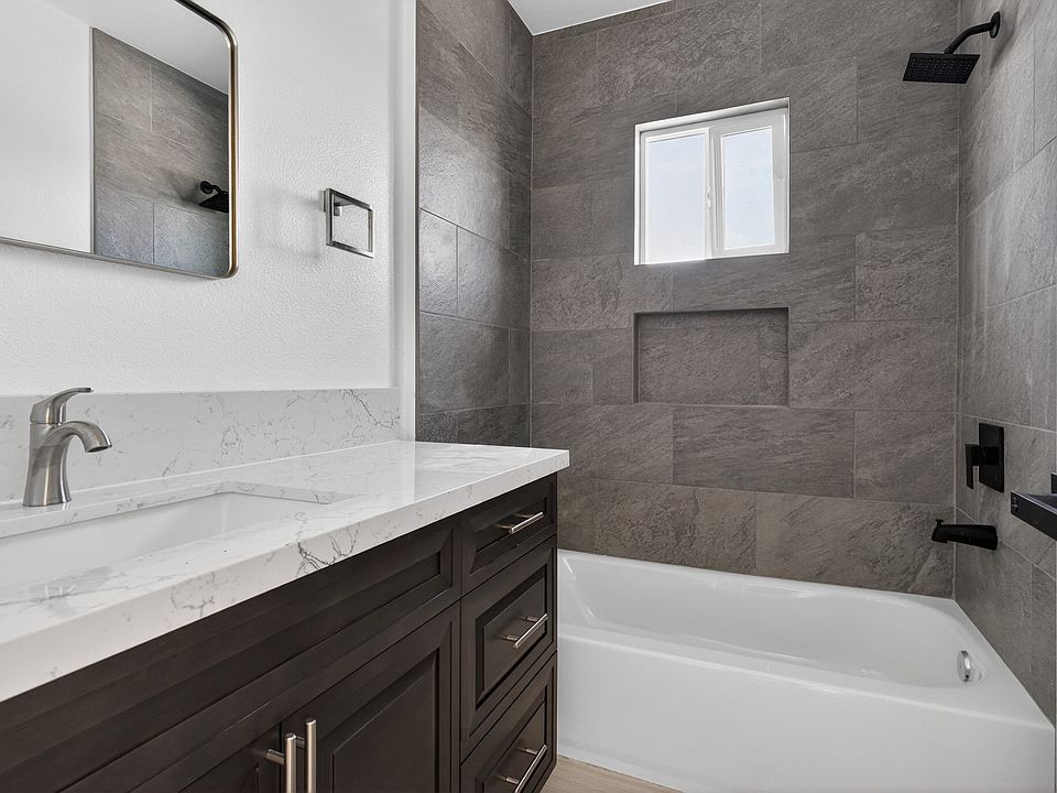 1st image of 21337 S Santa Fe Ave #21337