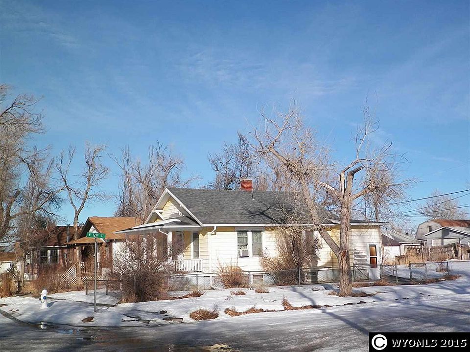 2nd image of 1155 S Cottonwood St