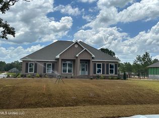 18914 Harrington Cir, Biloxi, MS 39532