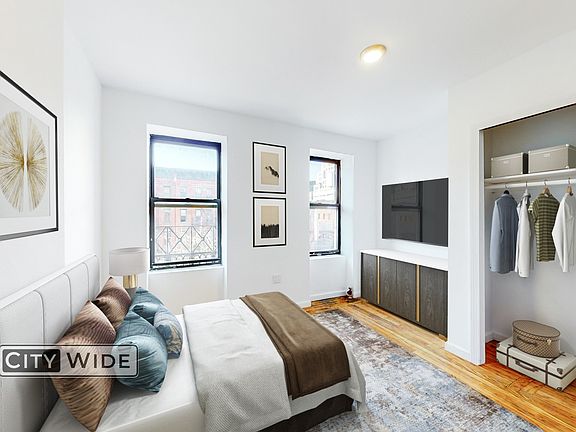 2nd image of 712 9th Ave APT 4A