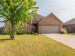 3517 Montpilier Pl, Springdale, AR 72762