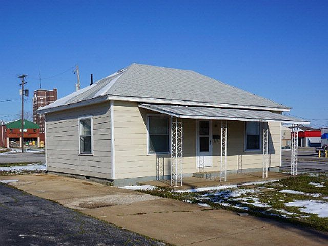 1st image of 303 N Joplin St