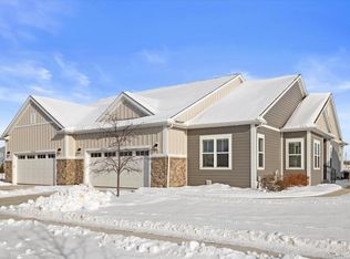 W252N6642 Aspen Ln, Sussex, WI 53089