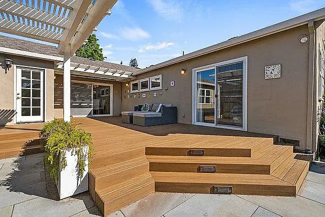 380 Wilton Ave — Photo 45
