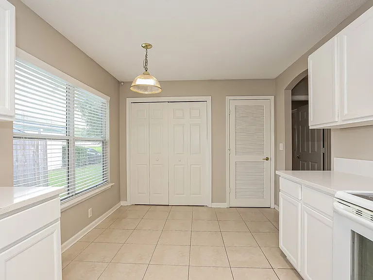 10946 Lauren Oak Ln S — Photo 8