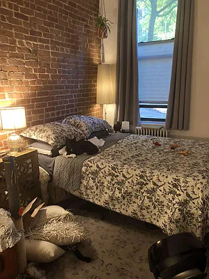 Rented by Addison Property Group | media 11