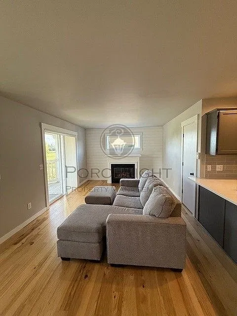 WMABE236-203 - 1 — Photo 3