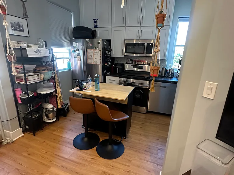 251 S Saint Clair St #8 — Photo 24