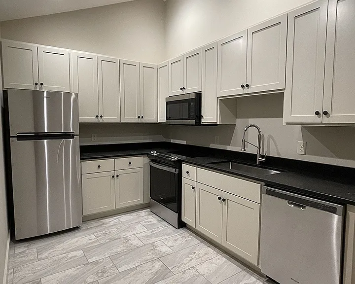 120 N Main St #B — Photo 7