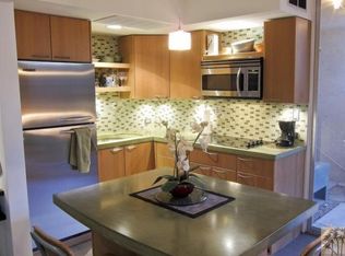 360 Cabrillo Dr #122, Palm Springs, CA 92262