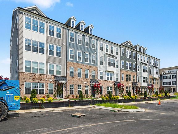 3rd image of 705 Grove Edge Ln #100