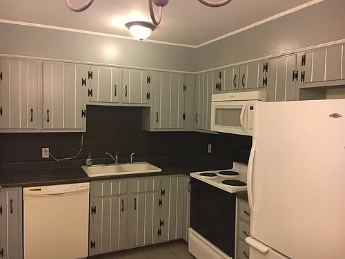 14 Gladys St #B Photo 1
