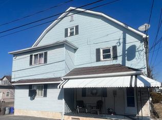 609 Center St, Throop, PA 18512