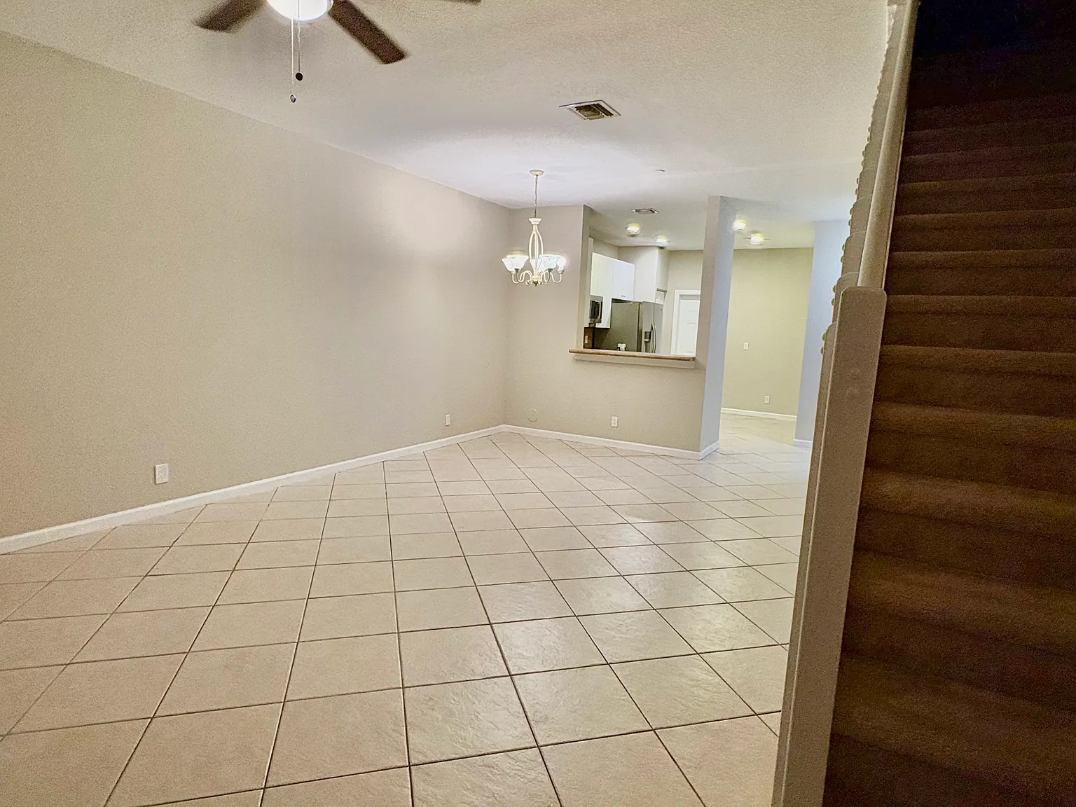 2 bed, 2.5 bath, 1238 sqft, $2,650 — Photo 3